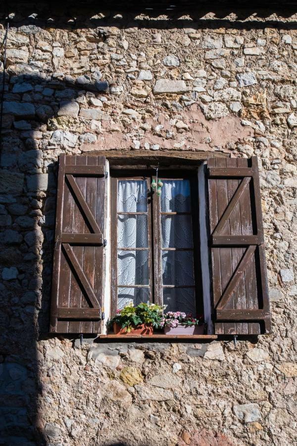 B&B Chez Max Figanieres Luaran gambar